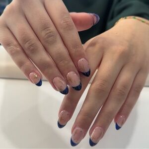 French Tip with Stars Press on nails BUY ANY 3 AND GET THE 4th FREE
